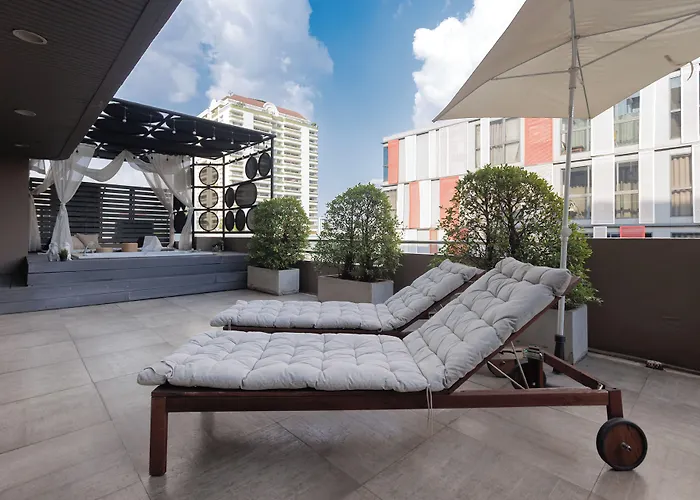 Thea Private Suites By Th District